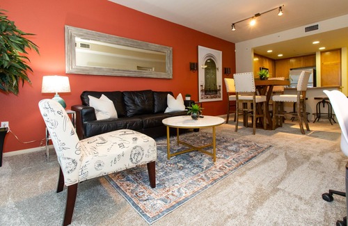 Irvine Business Complex Apartment | 1 Bedroom Apartment | Irvine | Furnished | Pool | Parking | Gym | Extended Stay