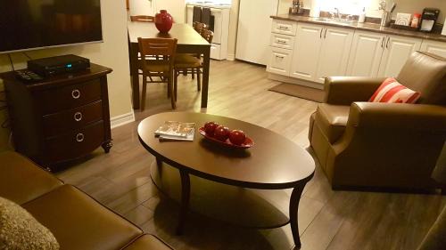 Downtown Gatineau Apartment | 1-Bedroom Apartment Sweet #8 by Amazing Property Rentals