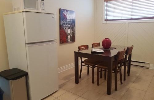 Downtown Gatineau Apartment | 1-Bedroom Apartment Sweet #3 by Amazing Property Rentals