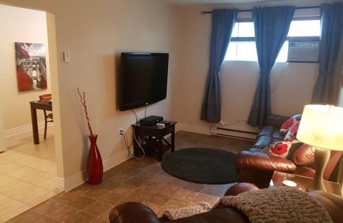 Downtown Gatineau Apartment | 1-Bedroom Apartment Sweet #3 by Amazing Property Rentals