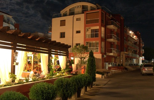 Sozopol Apartment | 1-bedroom apartment with sea view near the beach in the aparthotel "Onegin"