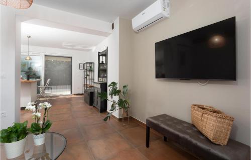 Bogovici Apartment | 1 Bedroom Awesome Apartment In Bogovici