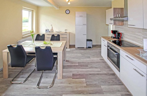 Roggentin Apartment | 1 bedroom beautiful apartment in Mirow