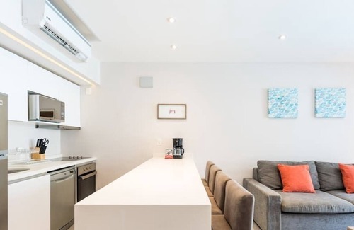Tohoku Apartment | 1 Bedroom, best location, Rooftop pool and Gym