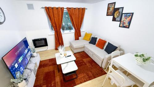 The Westside Apartment | 1 bedroom Birmingham City Centre Flat with free parking