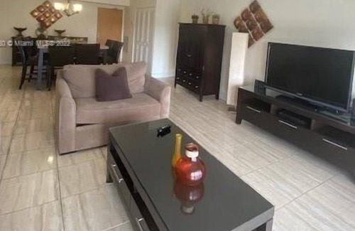 Surfside Condo | 1 Bedroom Condo 439533 by Houzlet