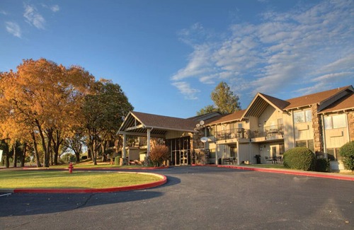 Afton Condo | 1 Bedroom Condo at Grand Lake!