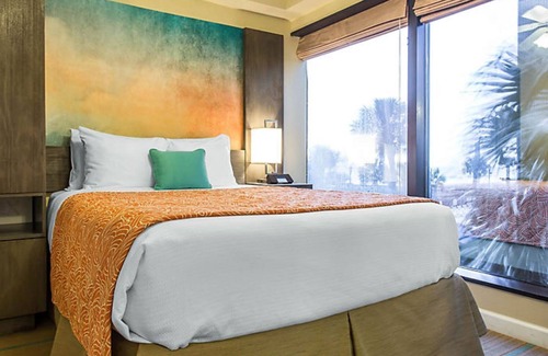 Downtown Myrtle Beach Resort | 1 Bedroom Condo at SeaGlass Tower