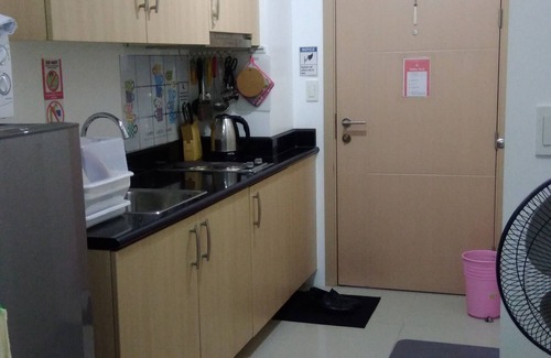 Barangka Ilaya Apartment | 1 Bedroom Condo with TV Cable & Wifi