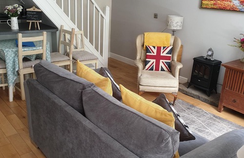 Holmfirth Cottage | 1 Bedroom Cosy Cottage (Sleeps 2)