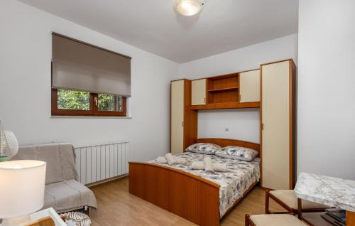 Zurkovo Apartment | 1 Bedroom Cozy Apartment In Kostrena