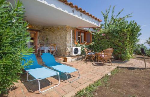 Coccorino House | 1 Bedroom Cozy Home In Joppolo