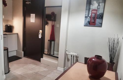 Downtown Gatineau Apartment | 1-Bedroom Cozy Suite #23 by Amazing Property Rentals