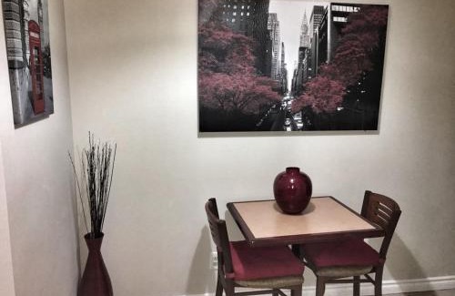 Downtown Gatineau Apartment | 1-Bedroom Cozy Suite #23 by Amazing Property Rentals