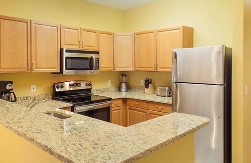 Myrtle Beach Resort | 1 Bedroom Deluxe at Harbour Lights Resort