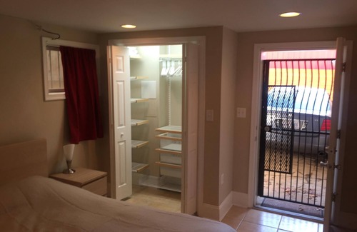 Stronghold Apartment | 1-bedroom English basement apartment close to everything