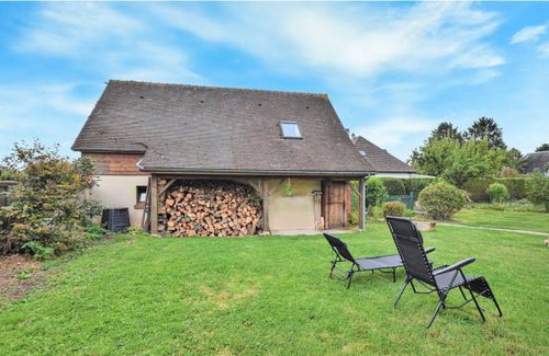 Le Mesnil-Esnard Apartment | 1 bedroom accommodation in Le Mesnil-Esnard