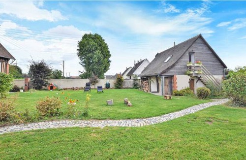 Le Mesnil-Esnard Apartment | 1 bedroom accommodation in Le Mesnil-Esnard