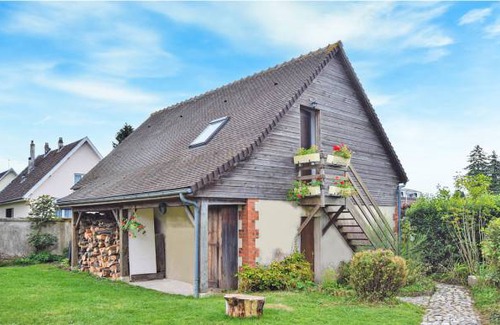 Le Mesnil-Esnard Apartment | 1 bedroom accommodation in Le Mesnil-Esnard