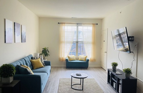 Montclair Apartment | 1 BEDROOM, FREE PARKING, Wi-Fi