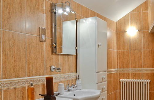 Cove Cottage | 1 bedroom accommodation in Cove near Helensburgh