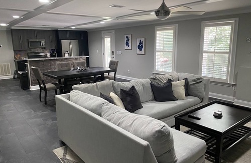 Mount Mourne House | 1-bedroom guesthouse, 11 minutes to Charlotte Motor Speedway