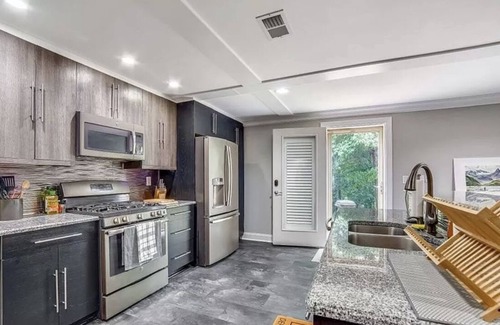 Mount Mourne House | 1-bedroom guesthouse, 11 minutes to Charlotte Motor Speedway