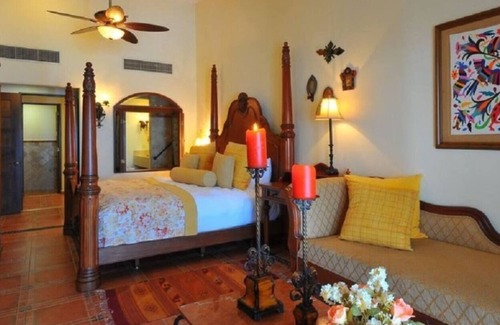 El Rosarito Condo | 1 Bedroom Hacienda Encantada