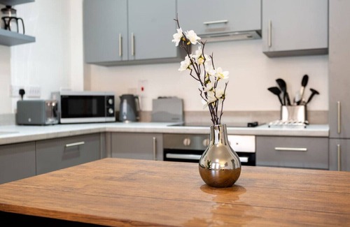 Taunton Apartment | 1 Bedroom Haven in Taunton