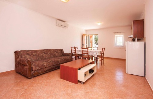 Krapanj Apartment | 1 bedroom lovely apartment in Sibenik