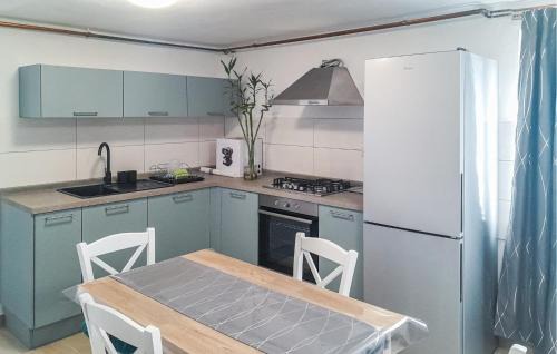 Risika Apartment | 1 Bedroom Lovely Apartment In Risika