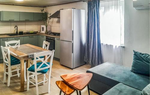 Risika Apartment | 1 Bedroom Lovely Apartment In Risika