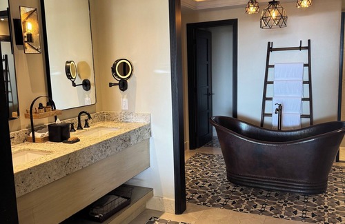 Los Cangrejos II y III Apartment | 1 Bedroom Master Suite - Grand Solmar Pacific Dunes Golf and Spa
