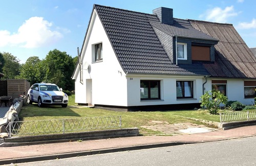 Neukirchen House | 1 Bedroom Private Vacation Home In Neukirchen