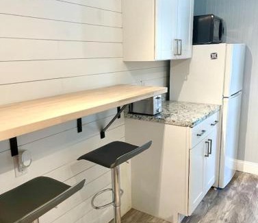 Old Orchard Beach Apartment | 1 Bedroom, steps to the Beach