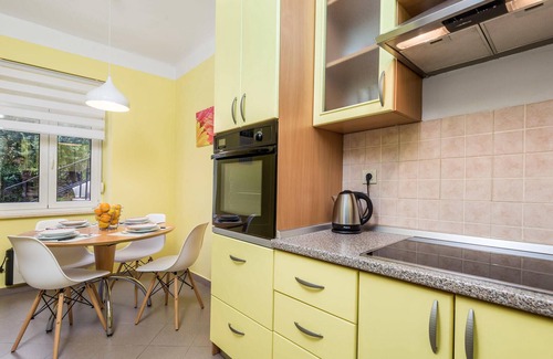 Volosko Apartment | 1 bedroom stunning apartment in Opatija