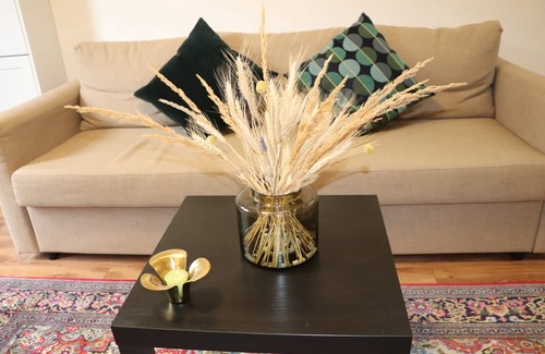 North Vancouver House | 1 bedroom suite in North Vancouver