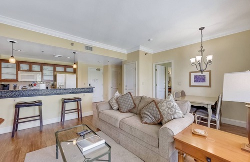 Lake Las Vegas Condo | 1 Bedroom with view of lake, pool at Lake Las Vegas