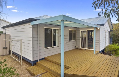 Carrickalinga House | 1 Bennett Court