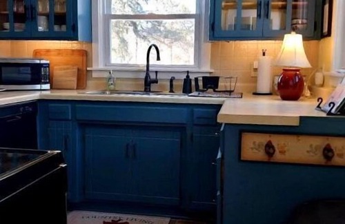 Kewaunee House | 1 blk from Lake Michigan, Harbor District & Minutes from Green Bay, n& Door Co!