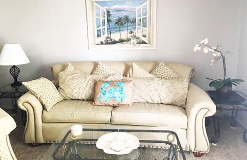 Holmes Beach House | 1 Block To Beach! Convenient, Modern, Comfortable, Clean.