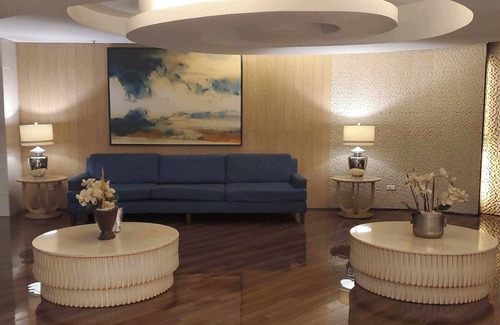 Bangkal Condo | 1 BR Condo Apartment Close to Mall of Asia and MOA Arena