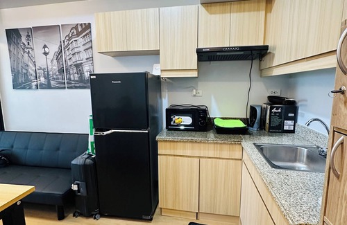 Tandang Sora Condo | 1 Br Condo unit in Cloverleaf Quezon City