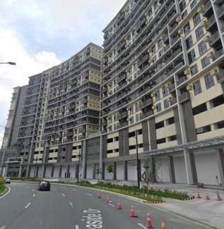 Tambo Apartment | 1 BR Executive Suite Gentry Manor by JMS