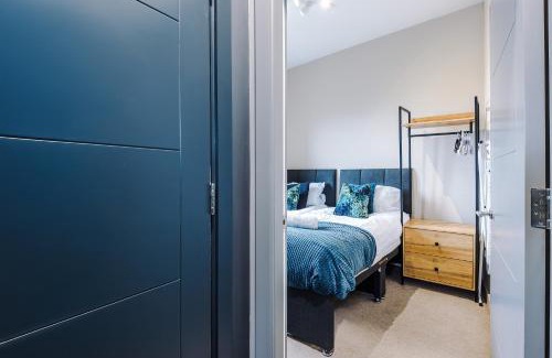 Wigan Apartment | 1 BR Flat By Eason Stays Short Lets & Serviced Accommodation Wigan With Free parking!