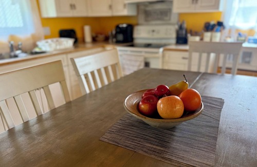 Silver Sands Cottage | 1 BR Private Cottage w/Private deck