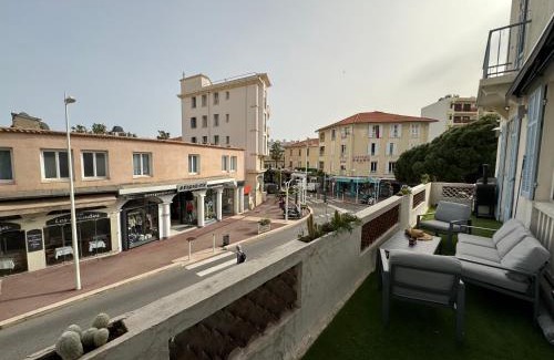Juan-les-Pins Apartment | 1 Ch. Luxe Apt｜Cœur de Juan-les-Pins｜Plage à 50m