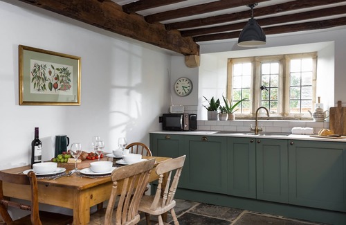 Stanton Cottage | 1 Chestnut Corner - a beautiful house in Stanton sleeping 4 guests