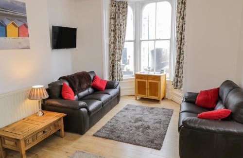 West Cliff Apartment | 1 Church Square
