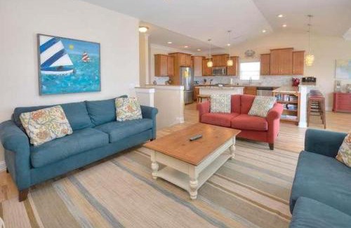 Long Beach House | 1 Coastal Escape